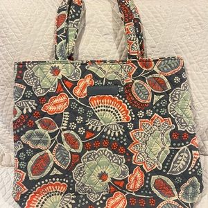 Vera Bradley tote Never Used